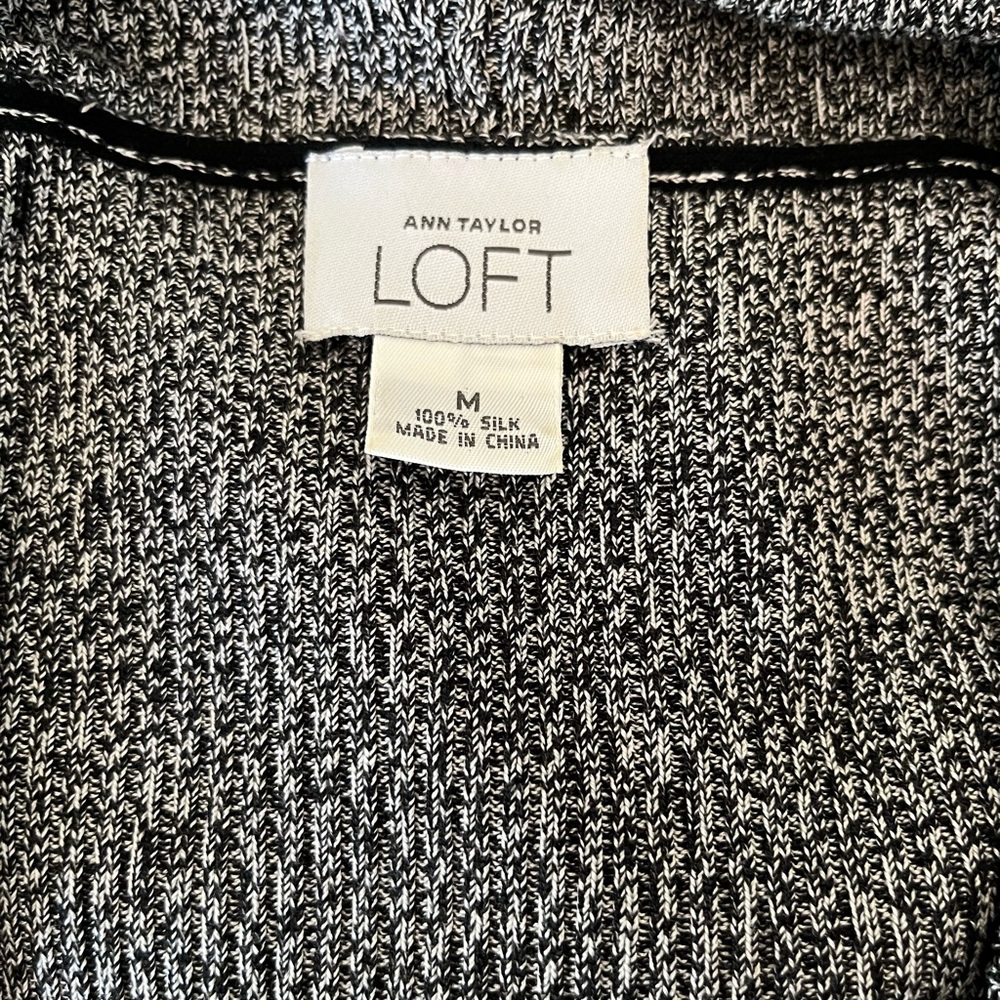 Ann Taylor Loft Silk Cowl Neck Cap Sleeve Sweater Size M - Picture 4 of 4